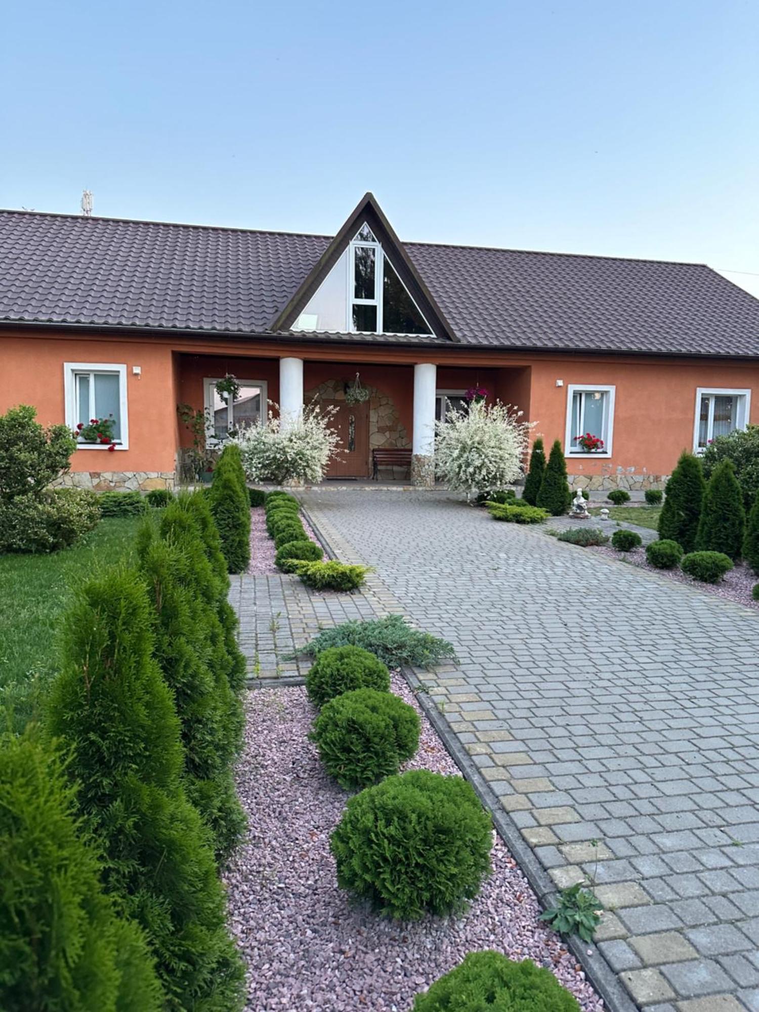 Білий Птах Hotel Svityaz' Exterior photo